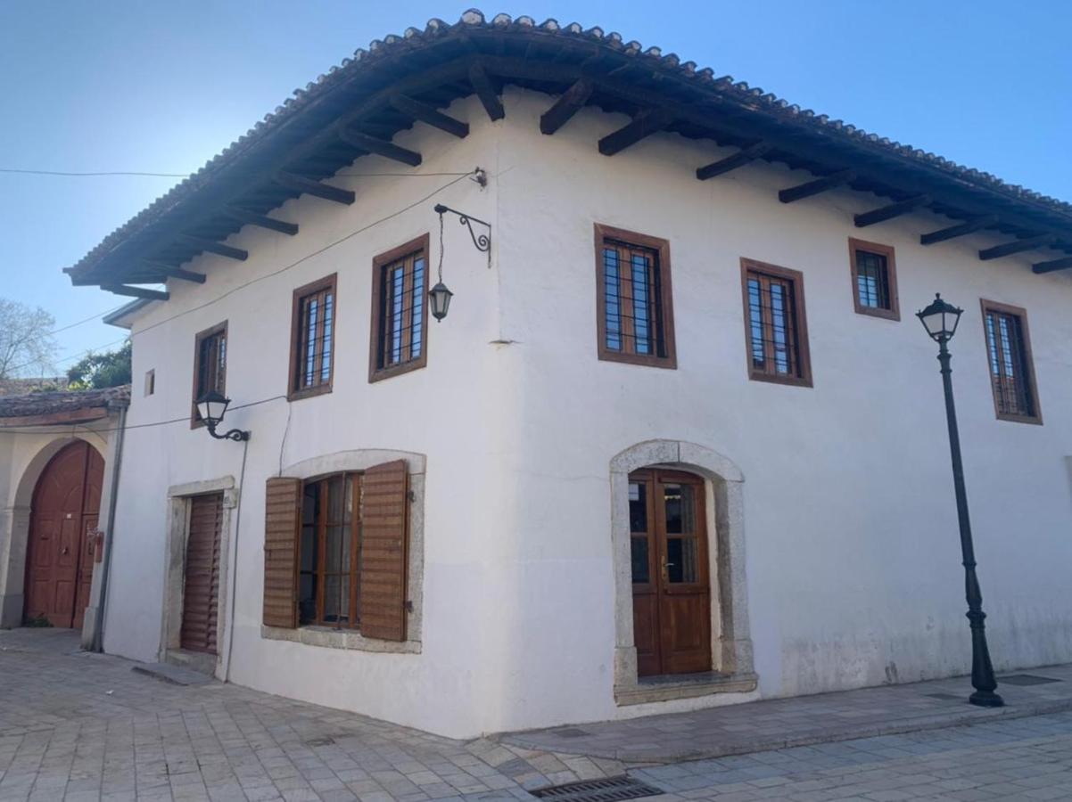 Rooms For Rent Shkoder Bagian luar foto