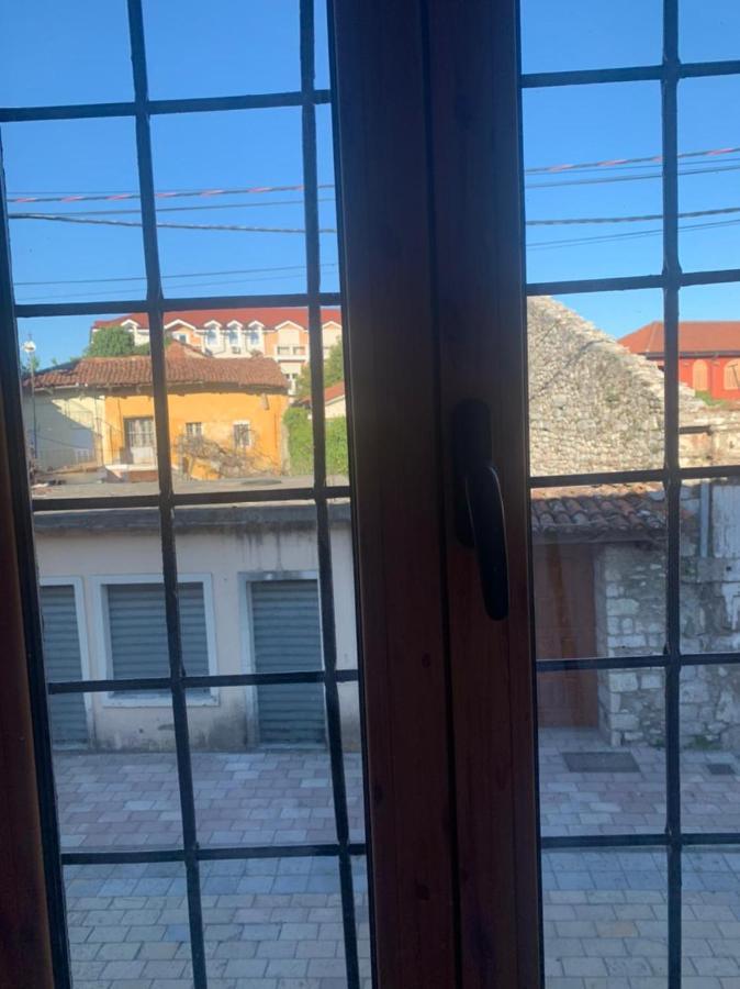 Rooms For Rent Shkoder Bagian luar foto