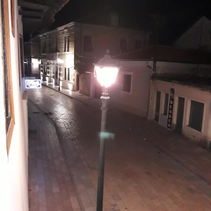Rooms For Rent Shkoder Bagian luar foto