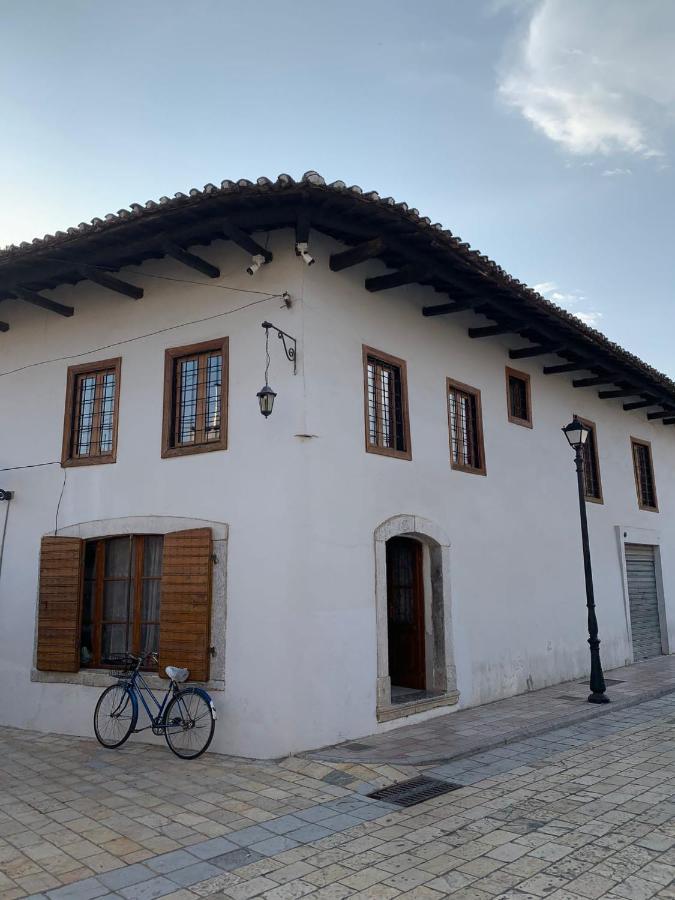 Rooms For Rent Shkoder Bagian luar foto