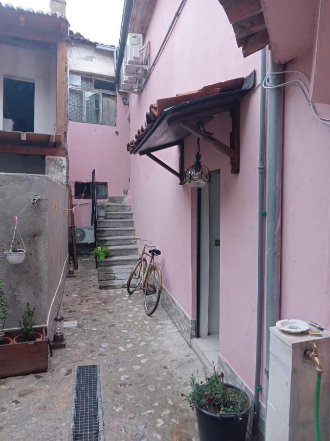 Rooms For Rent Shkoder Bagian luar foto