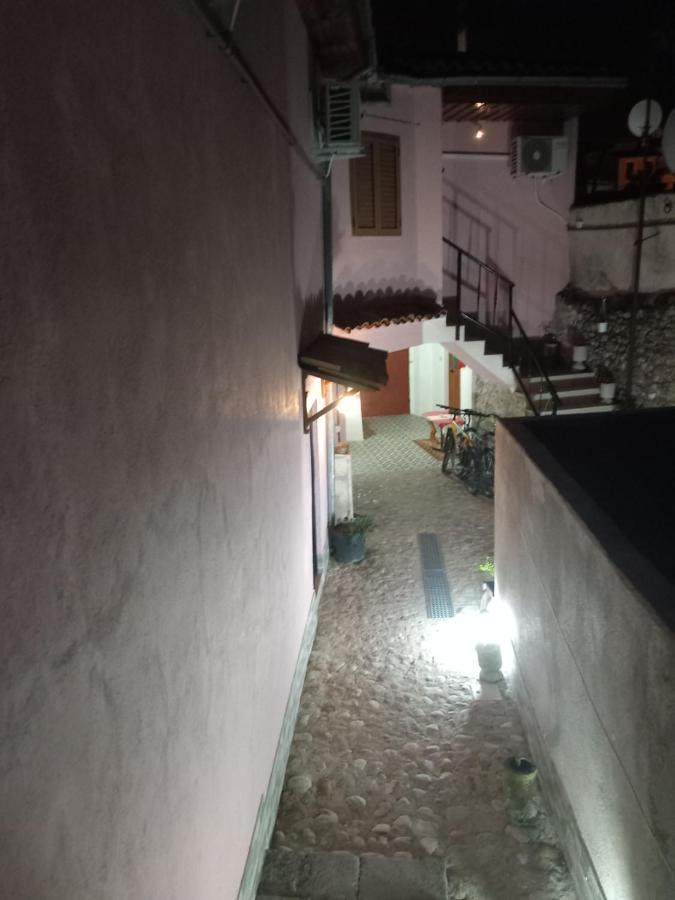 Rooms For Rent Shkoder Bagian luar foto