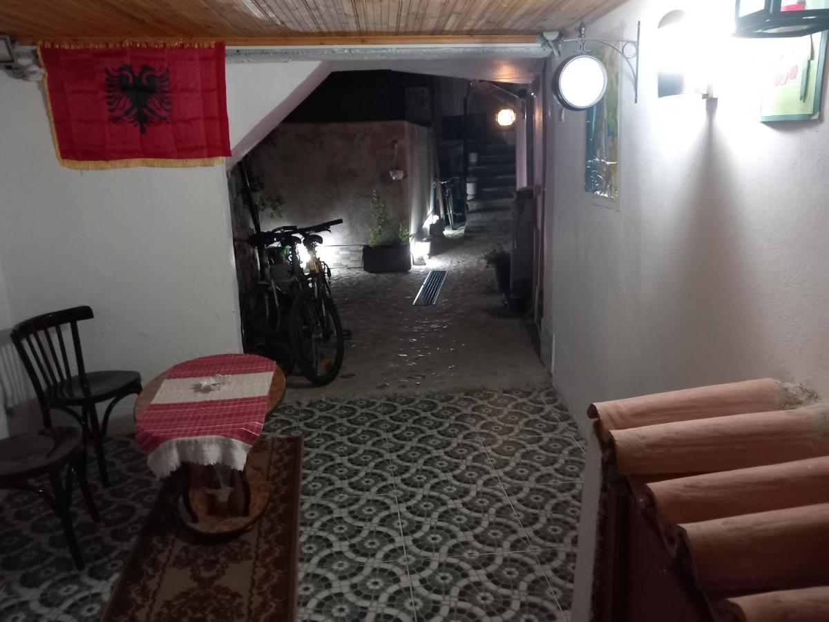 Rooms For Rent Shkoder Bagian luar foto